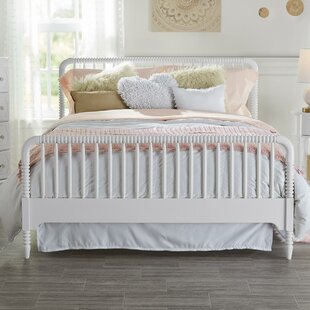 White jenny lind store queen bed